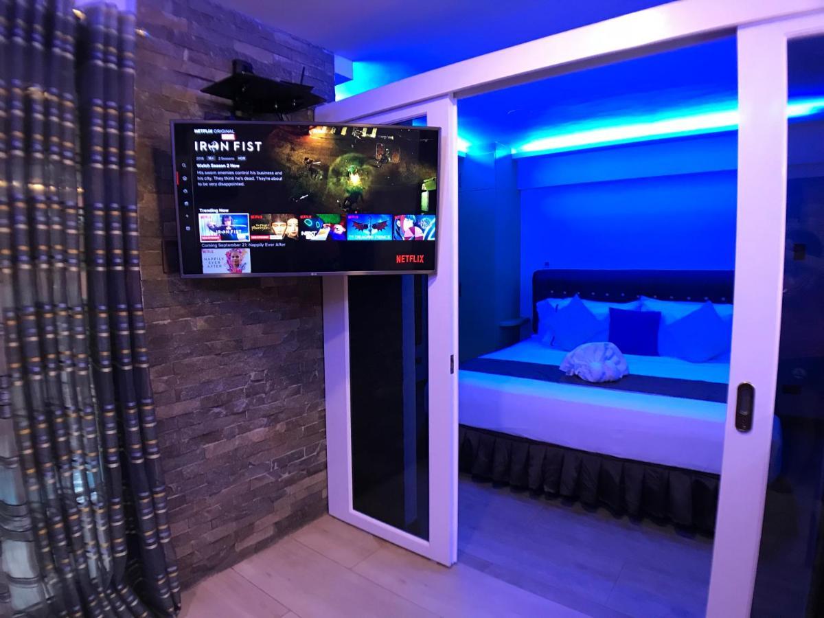 Clockworkorange Luxury Suites With Netflix Mactan Exterior foto