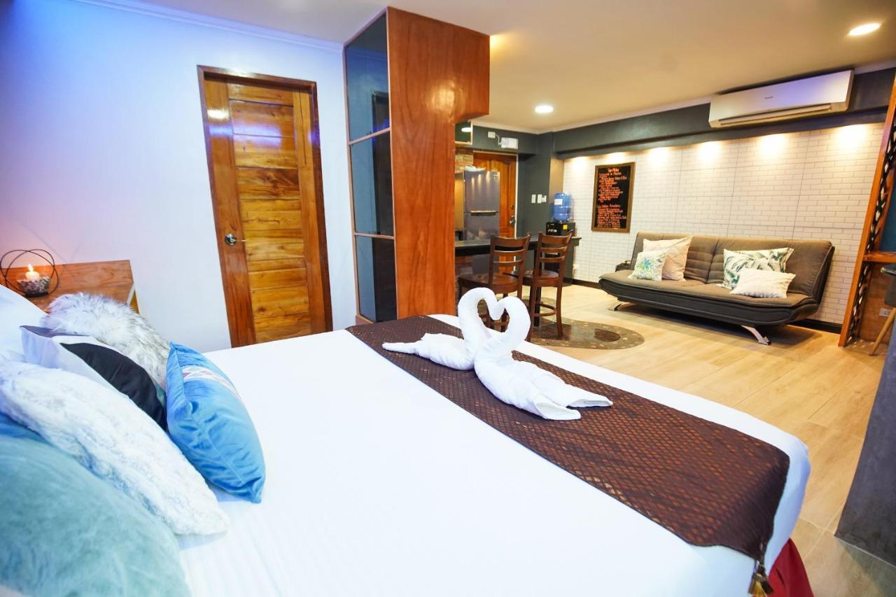 Clockworkorange Luxury Suites With Netflix Mactan Exterior foto