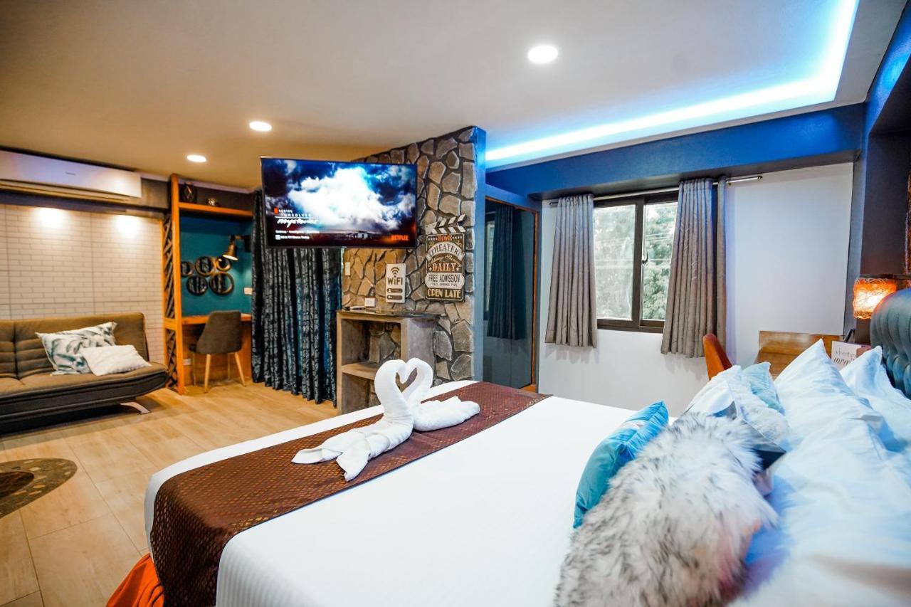 Clockworkorange Luxury Suites With Netflix Mactan Exterior foto